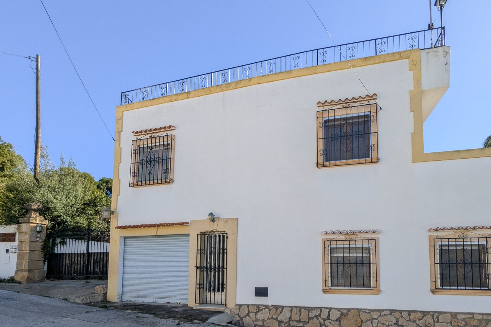 A Vendre - Villa -
Javea
