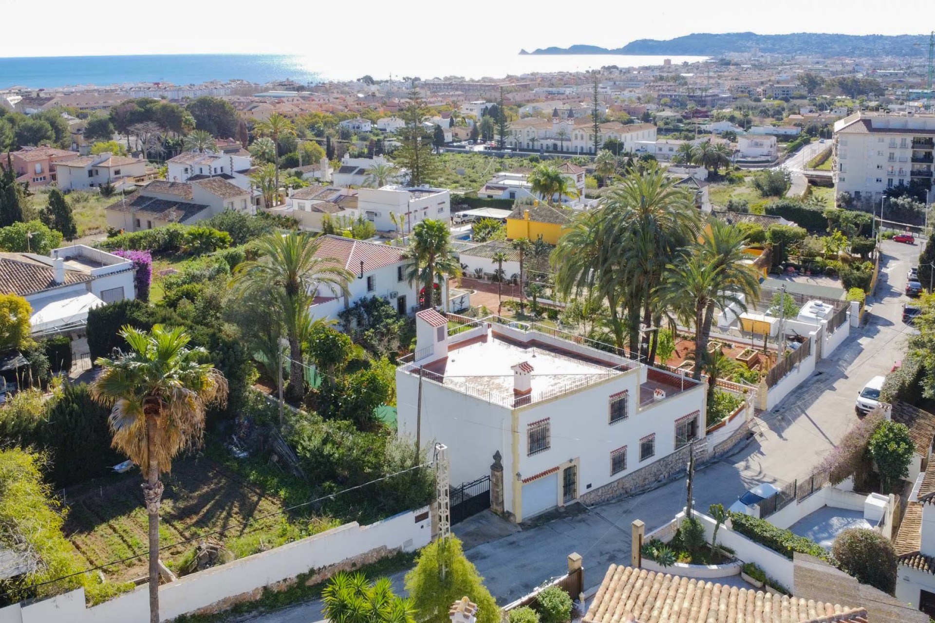 A Vendre - Villa -
Javea