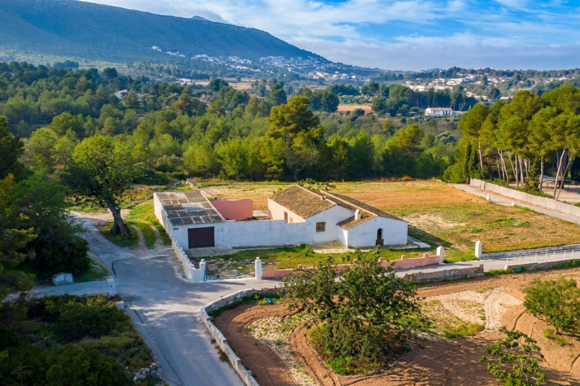 A Vendre - Villa -
Javea