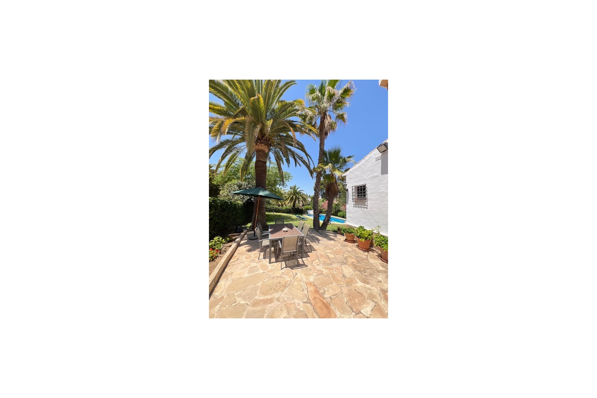 A Vendre - Villa -
Javea