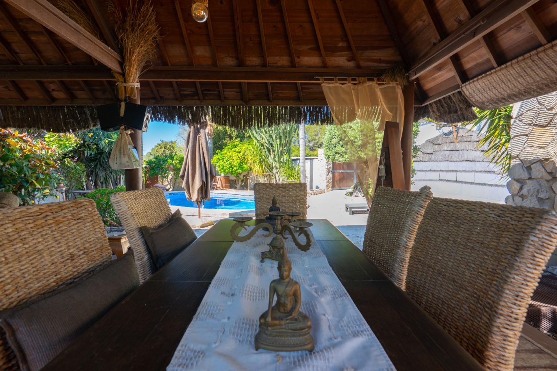 A Vendre - Villa -
Javea