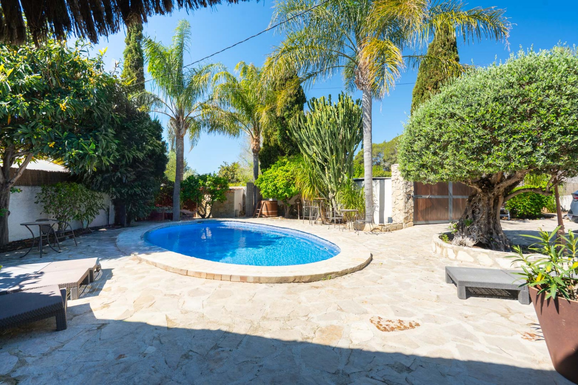 A Vendre - Villa -
Javea