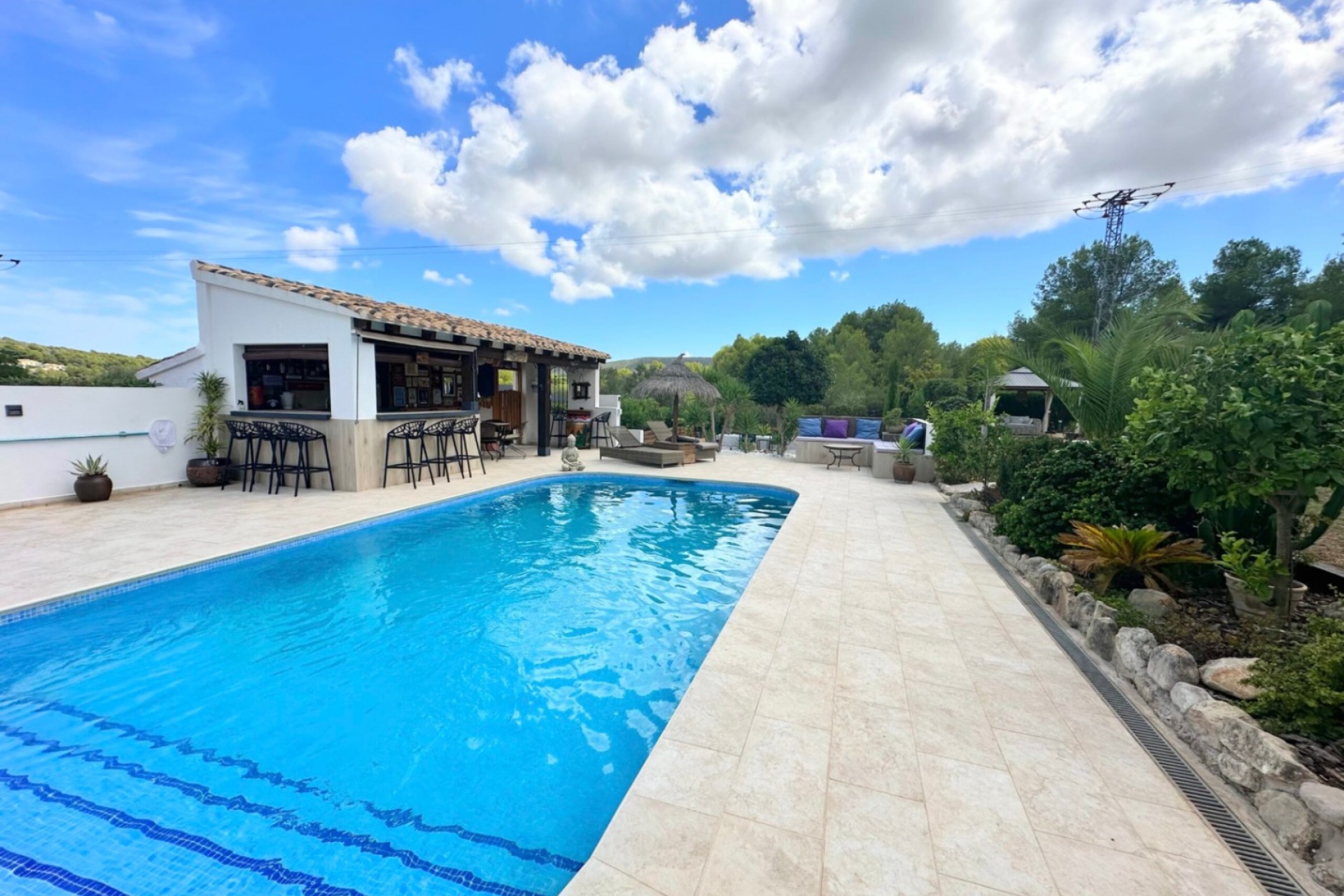 A Vendre - Villa -
Javea