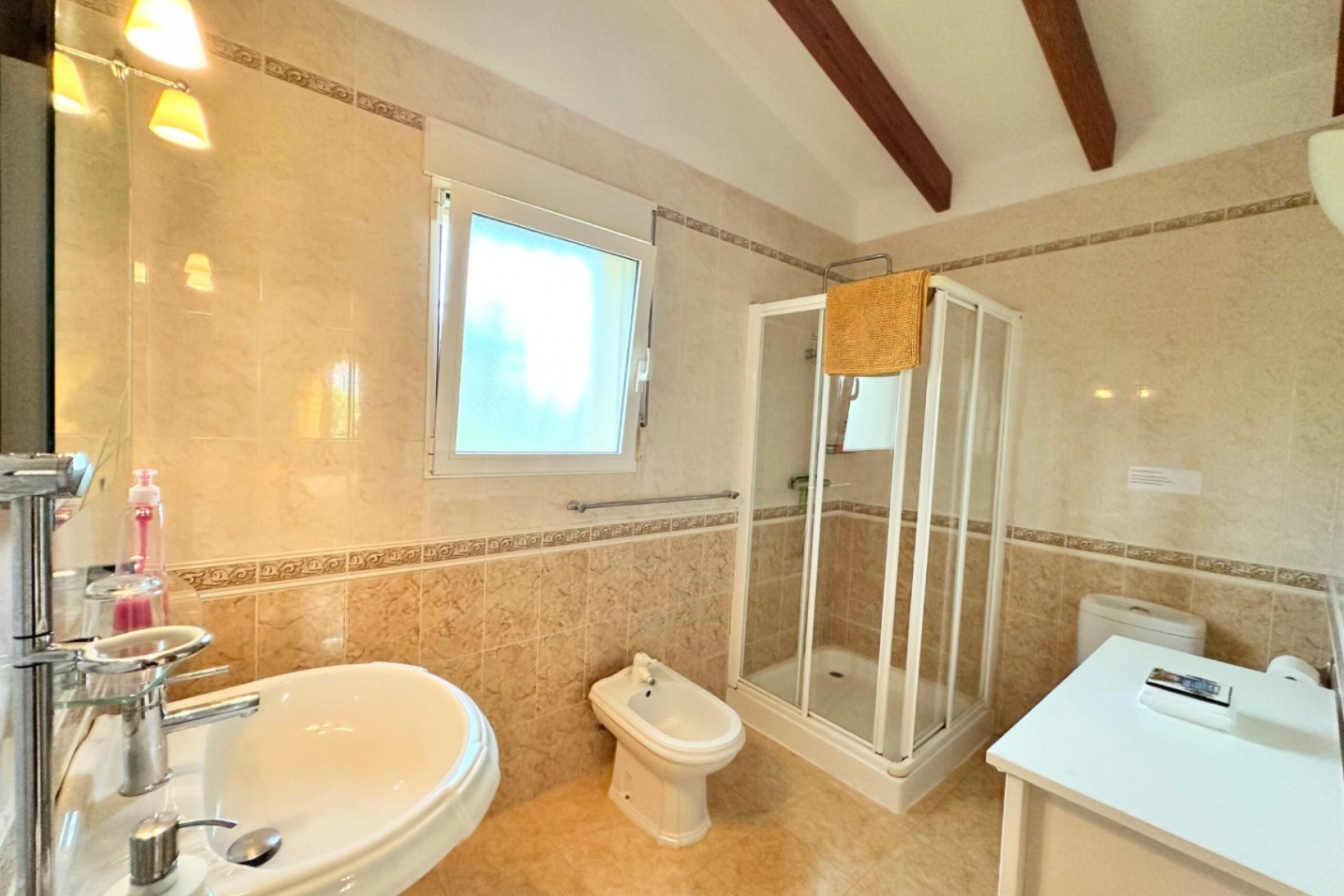 A Vendre - Villa -
Javea