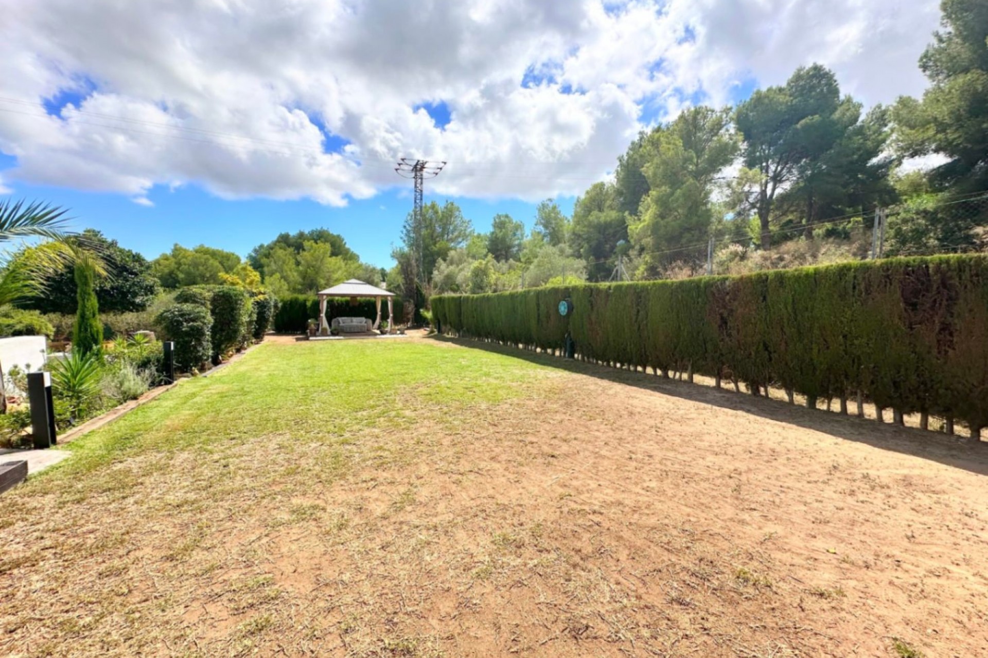 A Vendre - Villa -
Javea