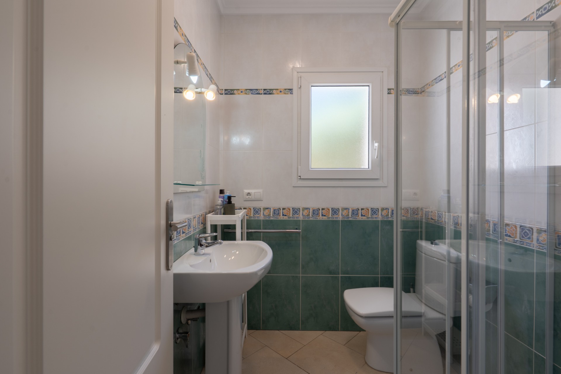 A Vendre - Villa -
Javea