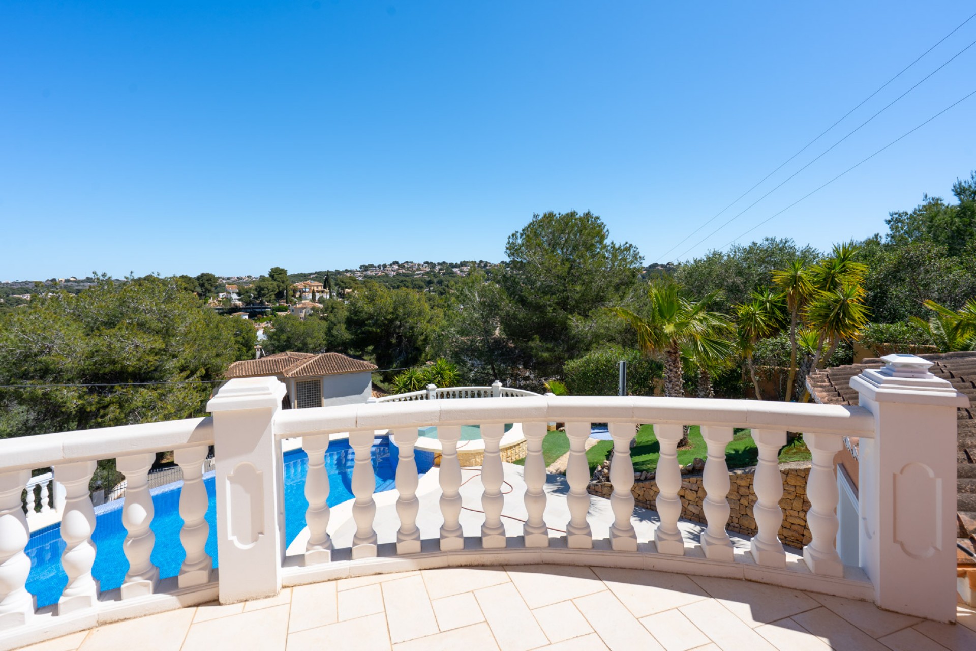 A Vendre - Villa -
Javea
