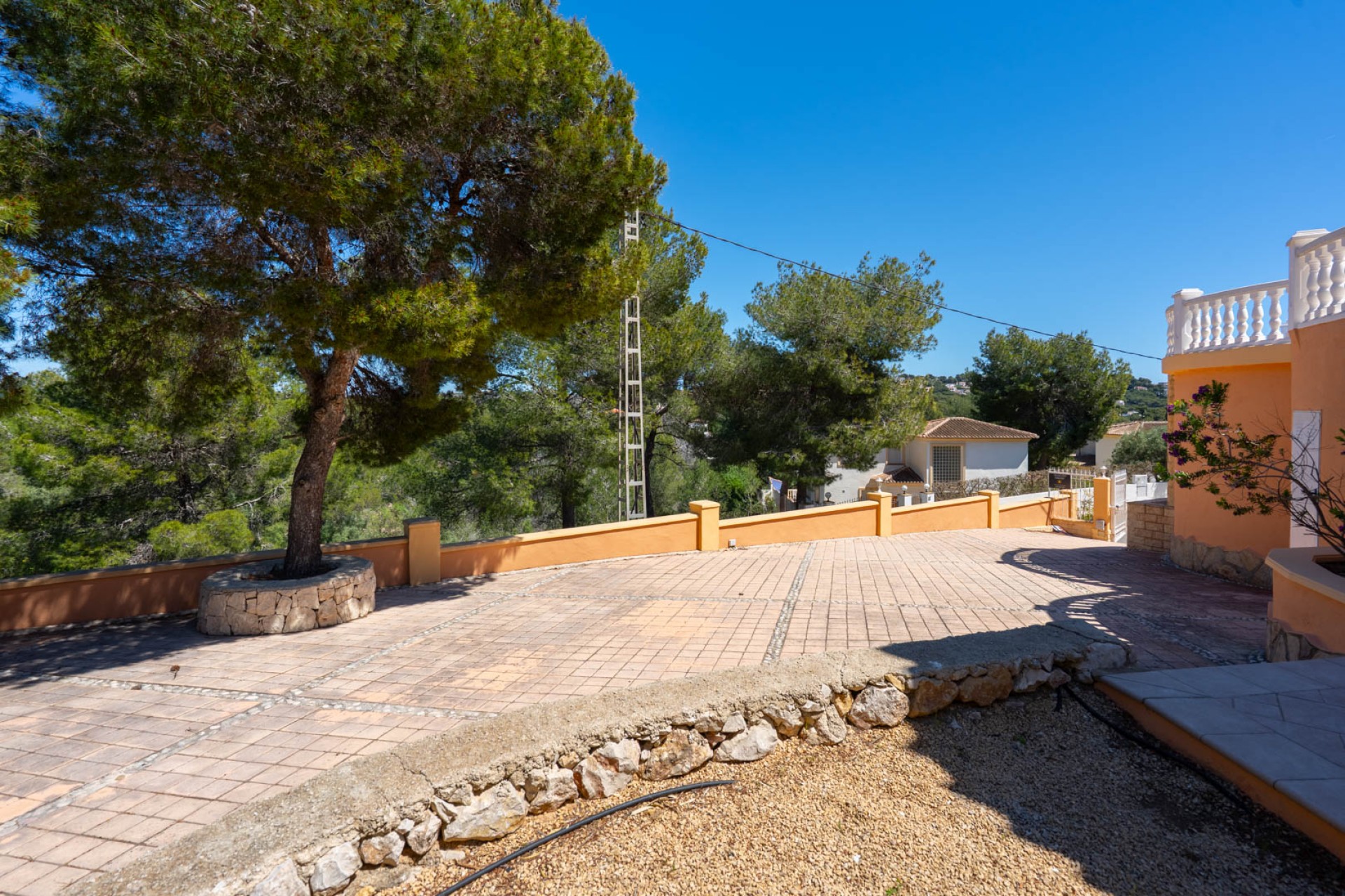 A Vendre - Villa -
Javea