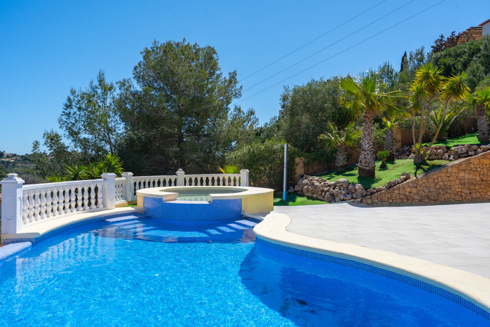 A Vendre - Villa -
Javea