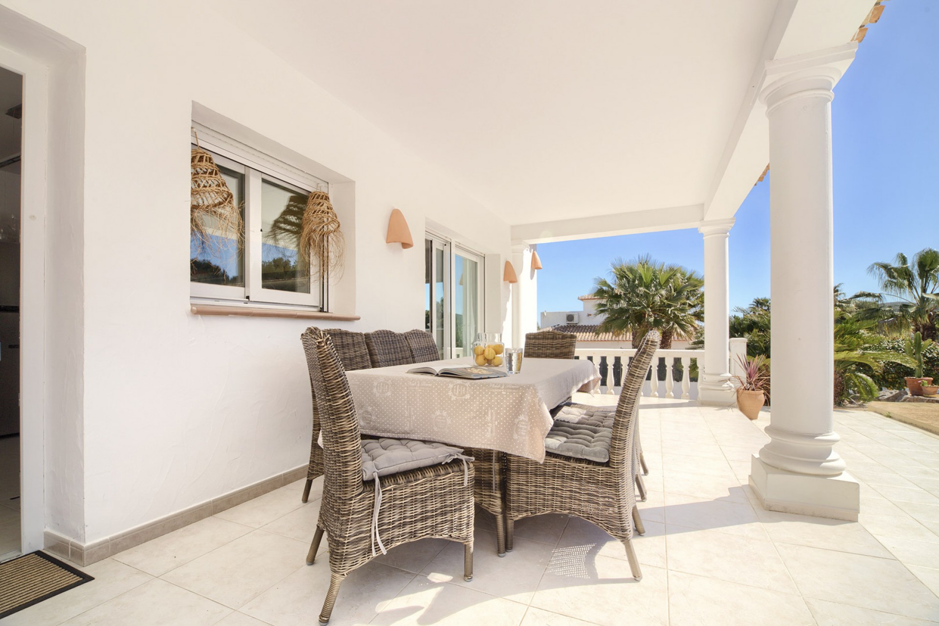 A Vendre - Villa -
Javea