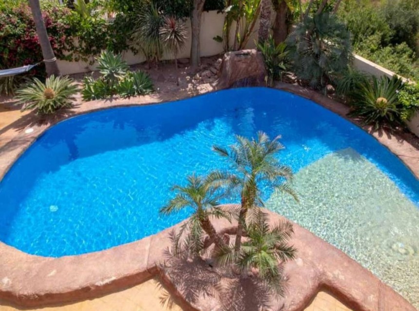 A Vendre - Villa -
Moraira