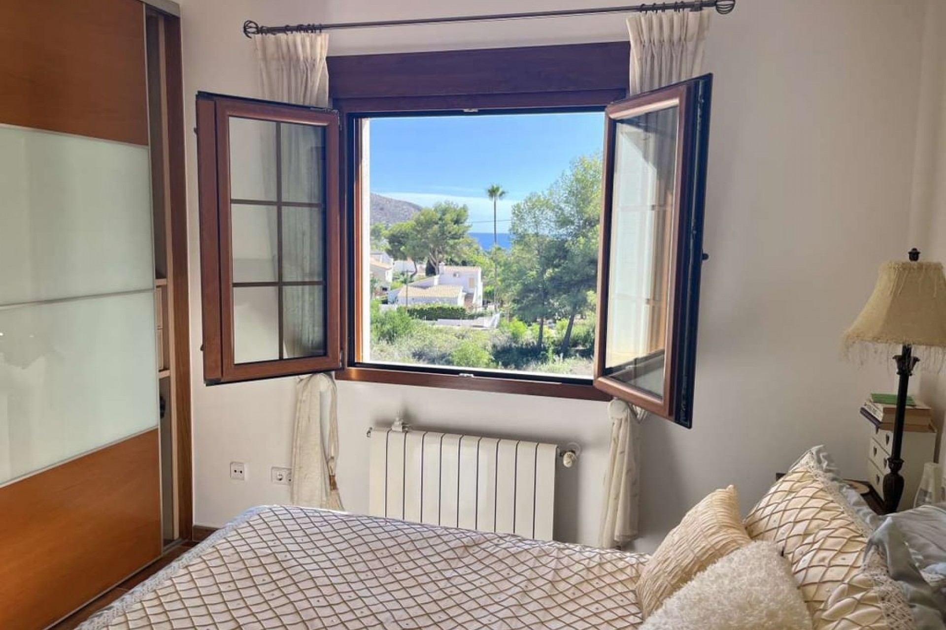 A Vendre - Villa -
Moraira