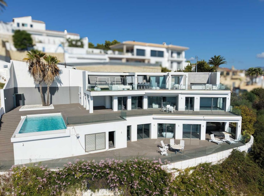 A Vendre - Villa -
Moraira
