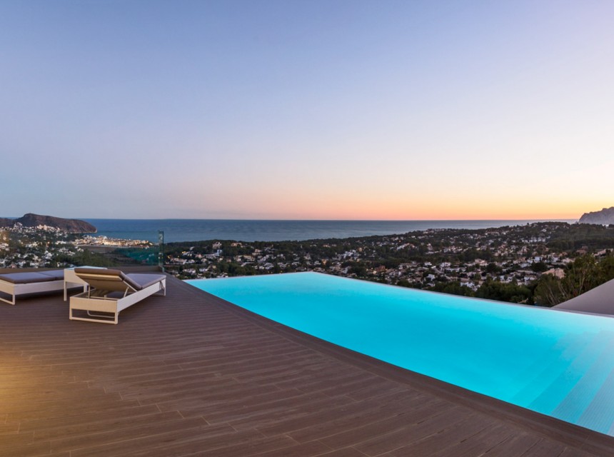 A Vendre - Villa -
Moraira