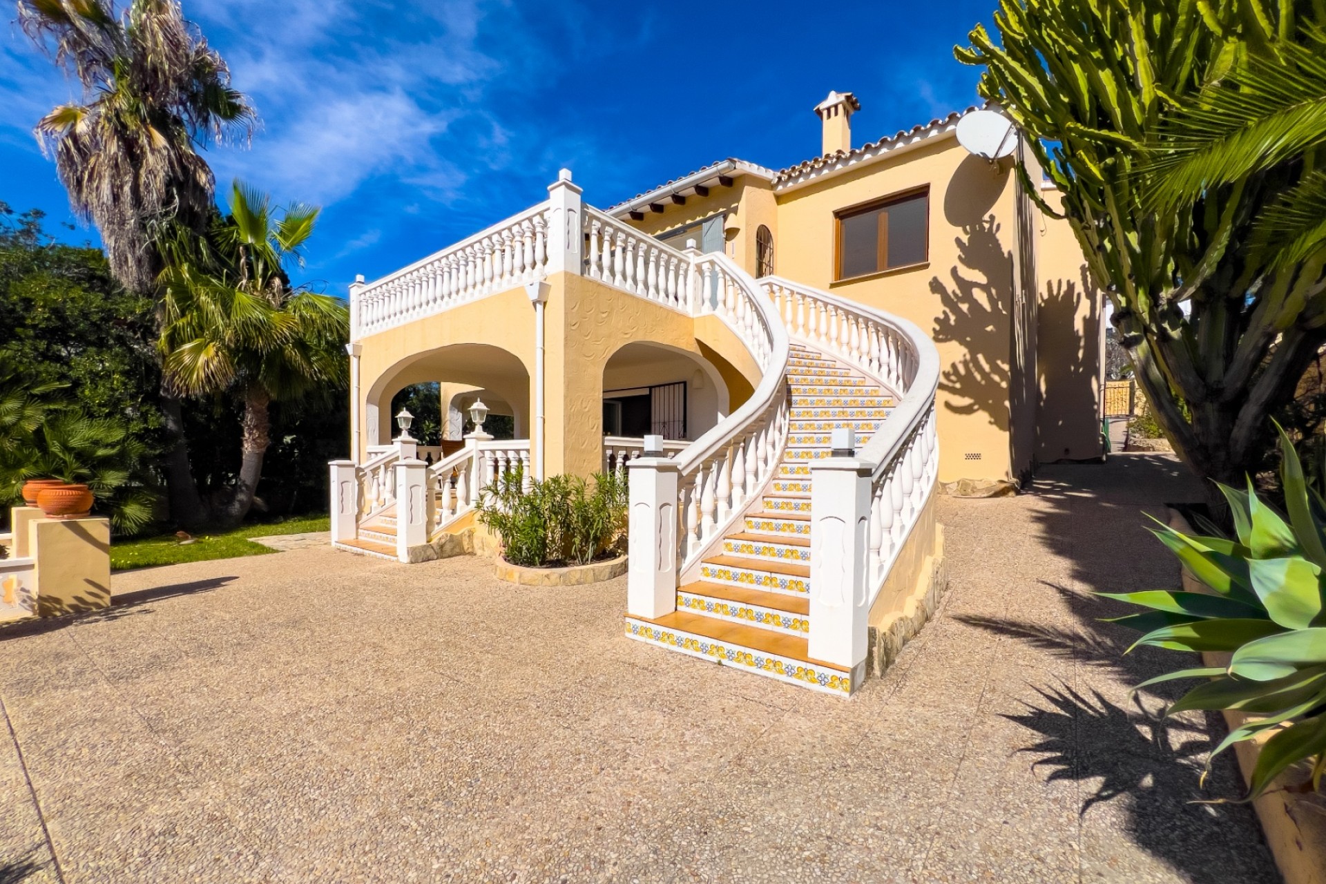 A Vendre - Villa -
Moraira