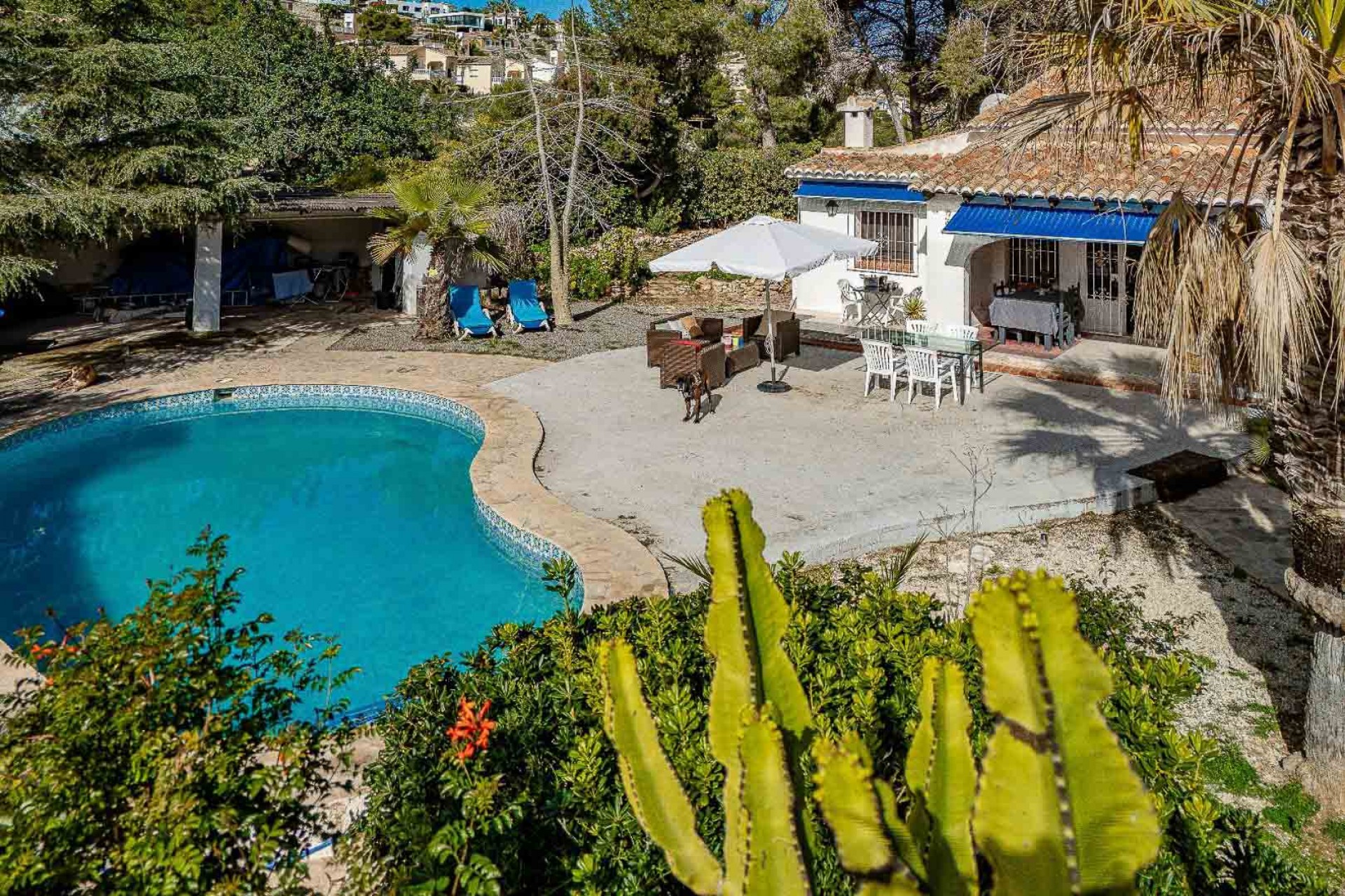 A Vendre - Villa -
Moraira