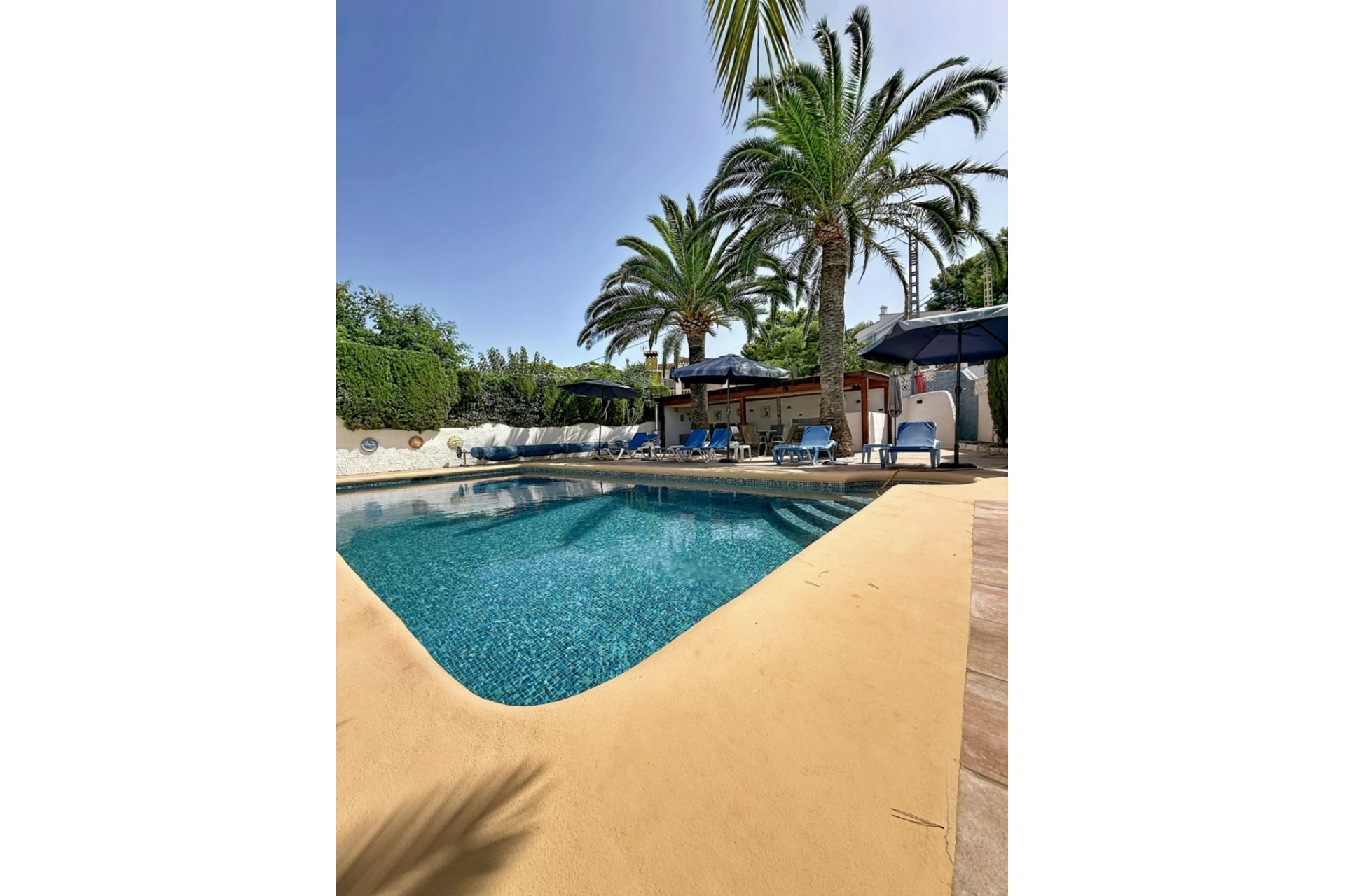 A Vendre - Villa -
Moraira