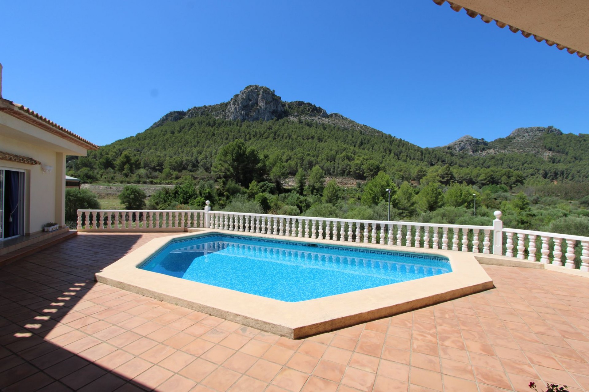 A Vendre - Villa -
Orba