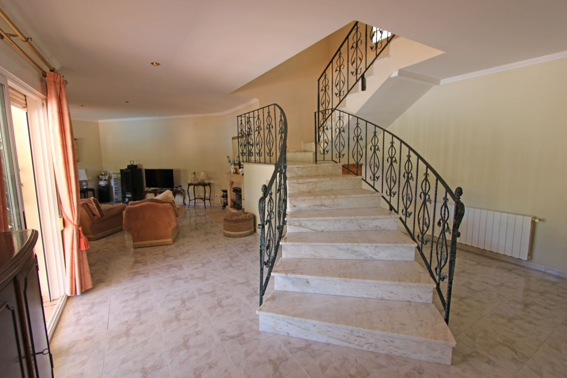 A Vendre - Villa -
Orba