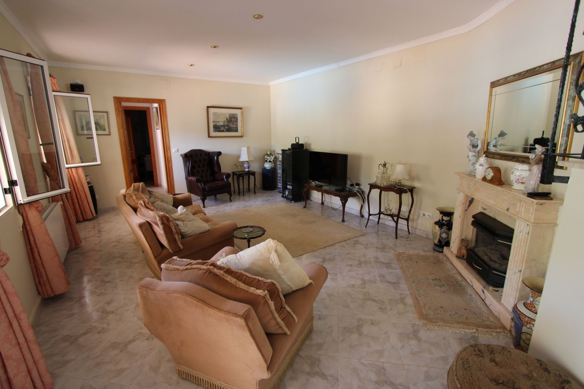 A Vendre - Villa -
Orba