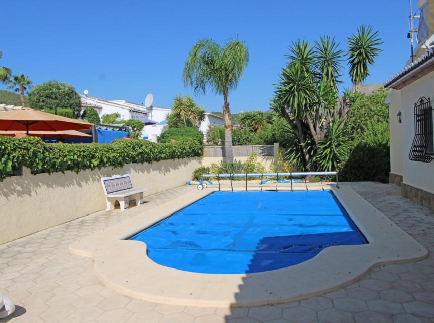 A Vendre - Villa -
Orba