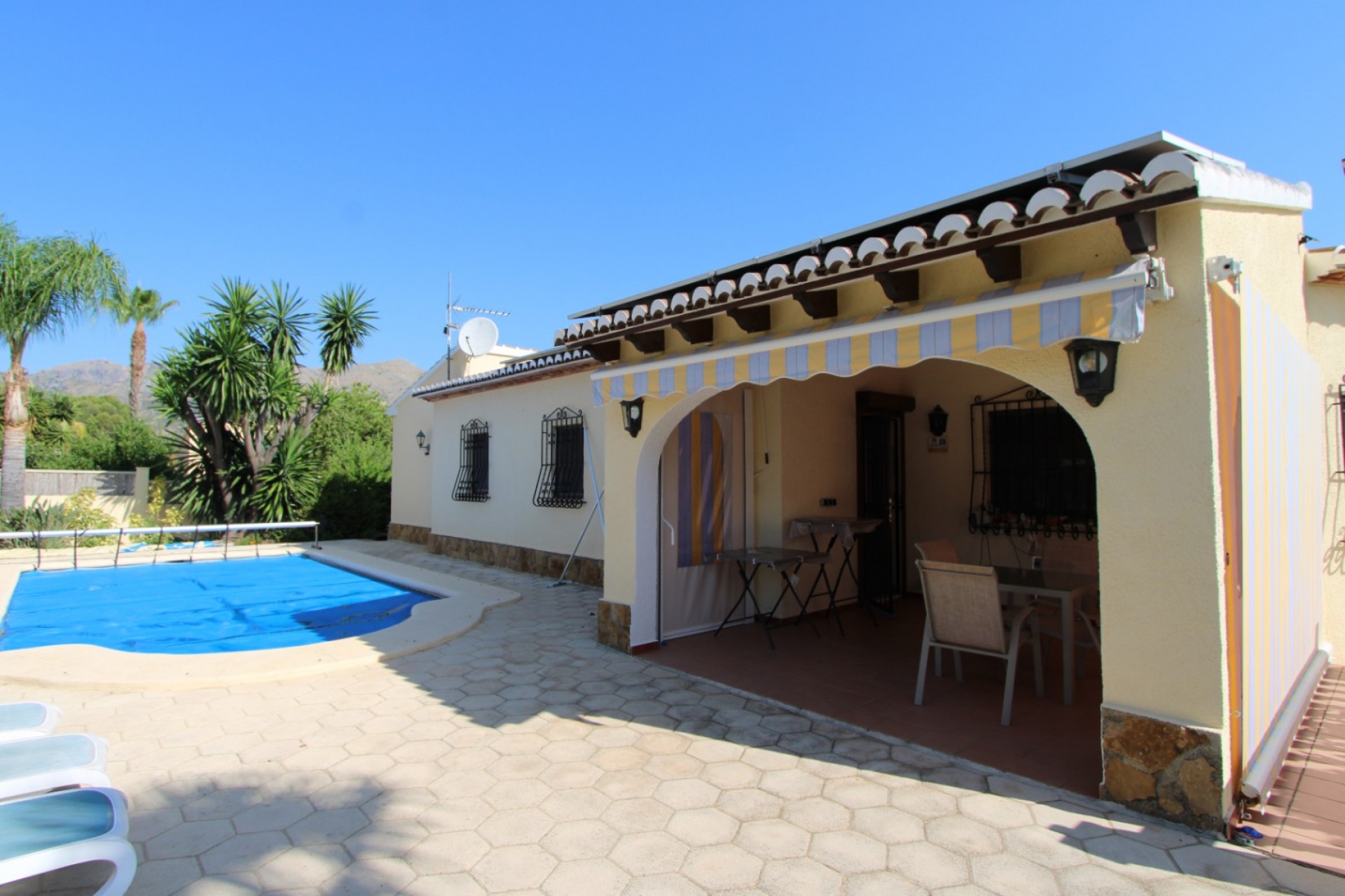 A Vendre - Villa -
Orba