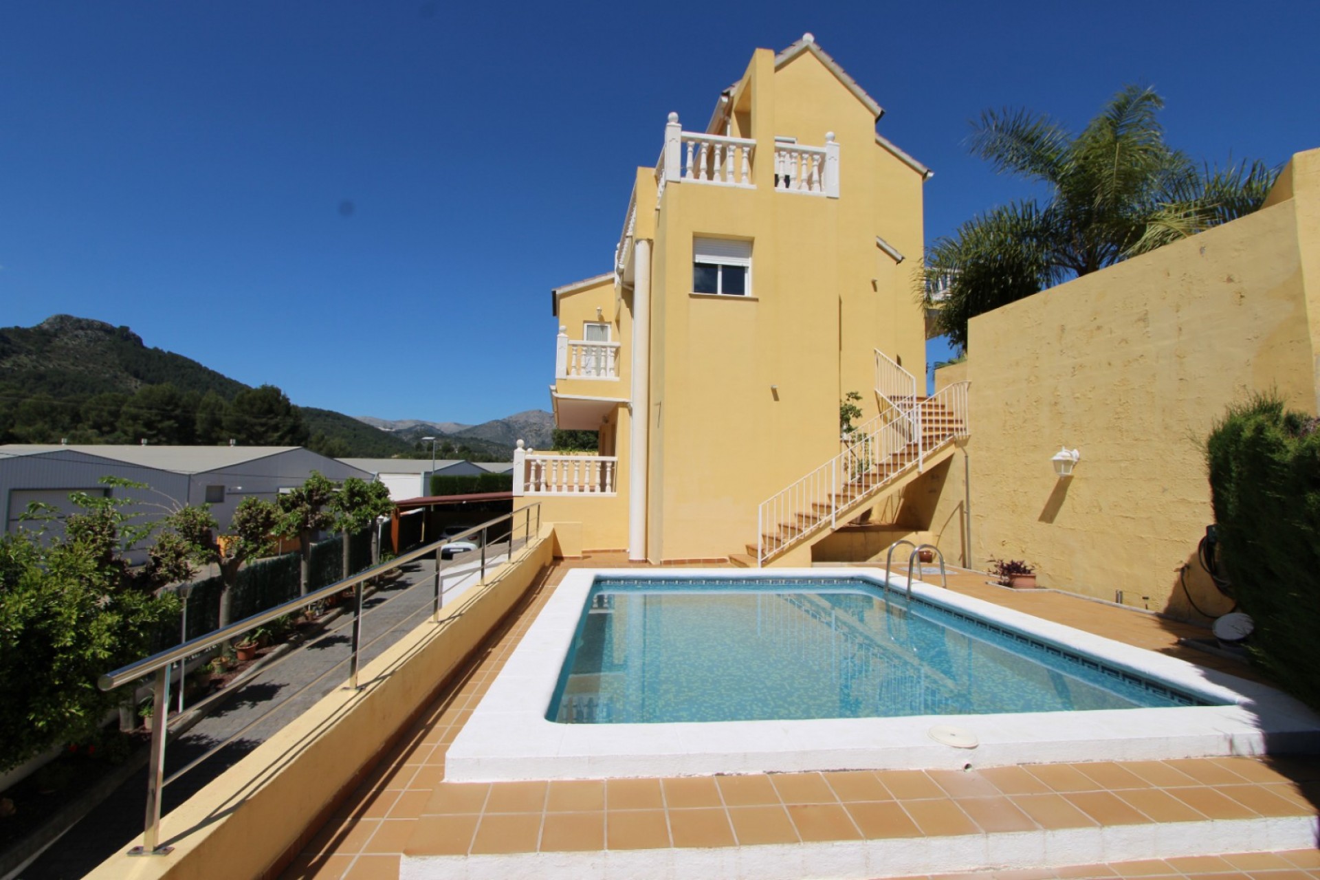 A Vendre - Villa -
Orba