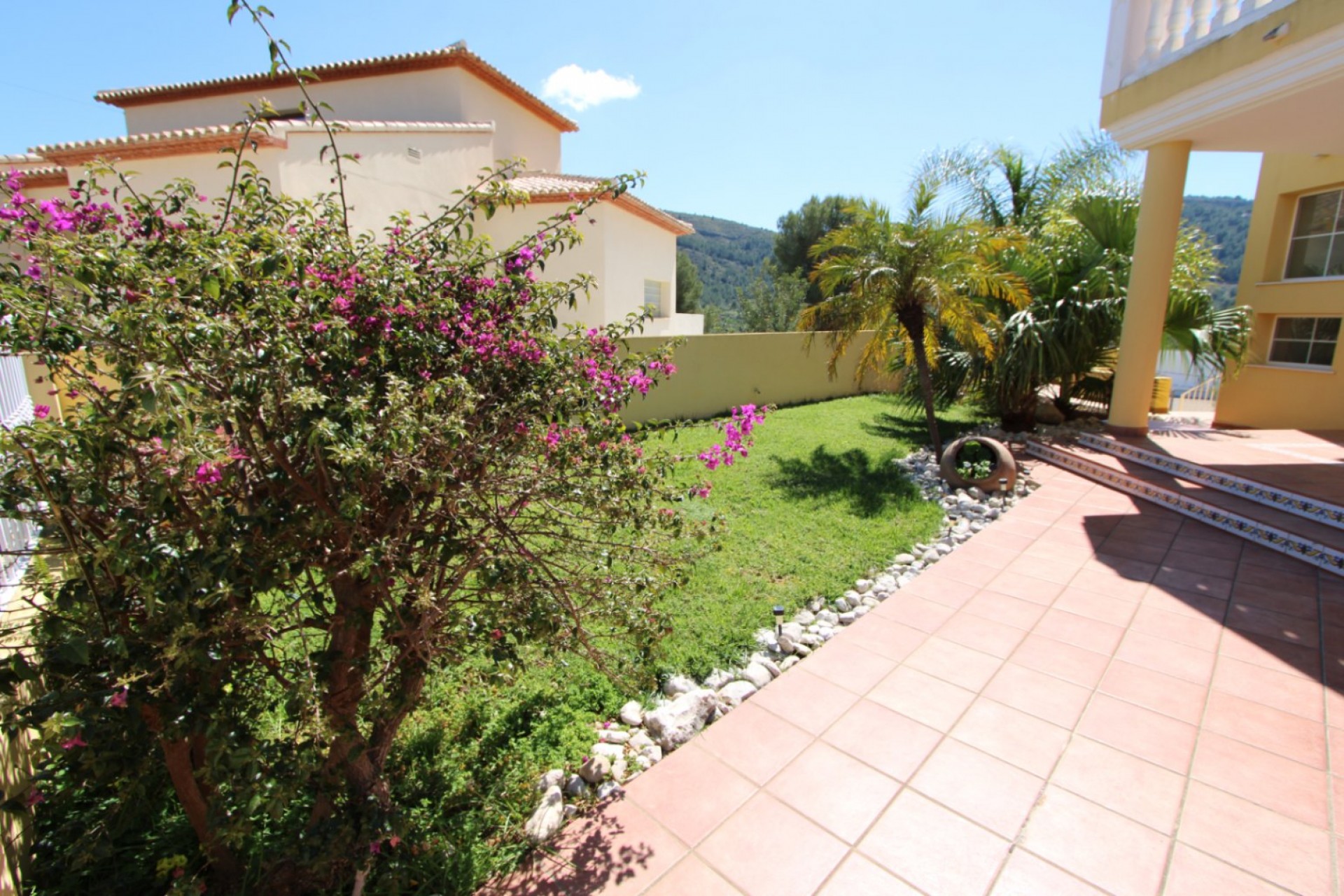 A Vendre - Villa -
Orba