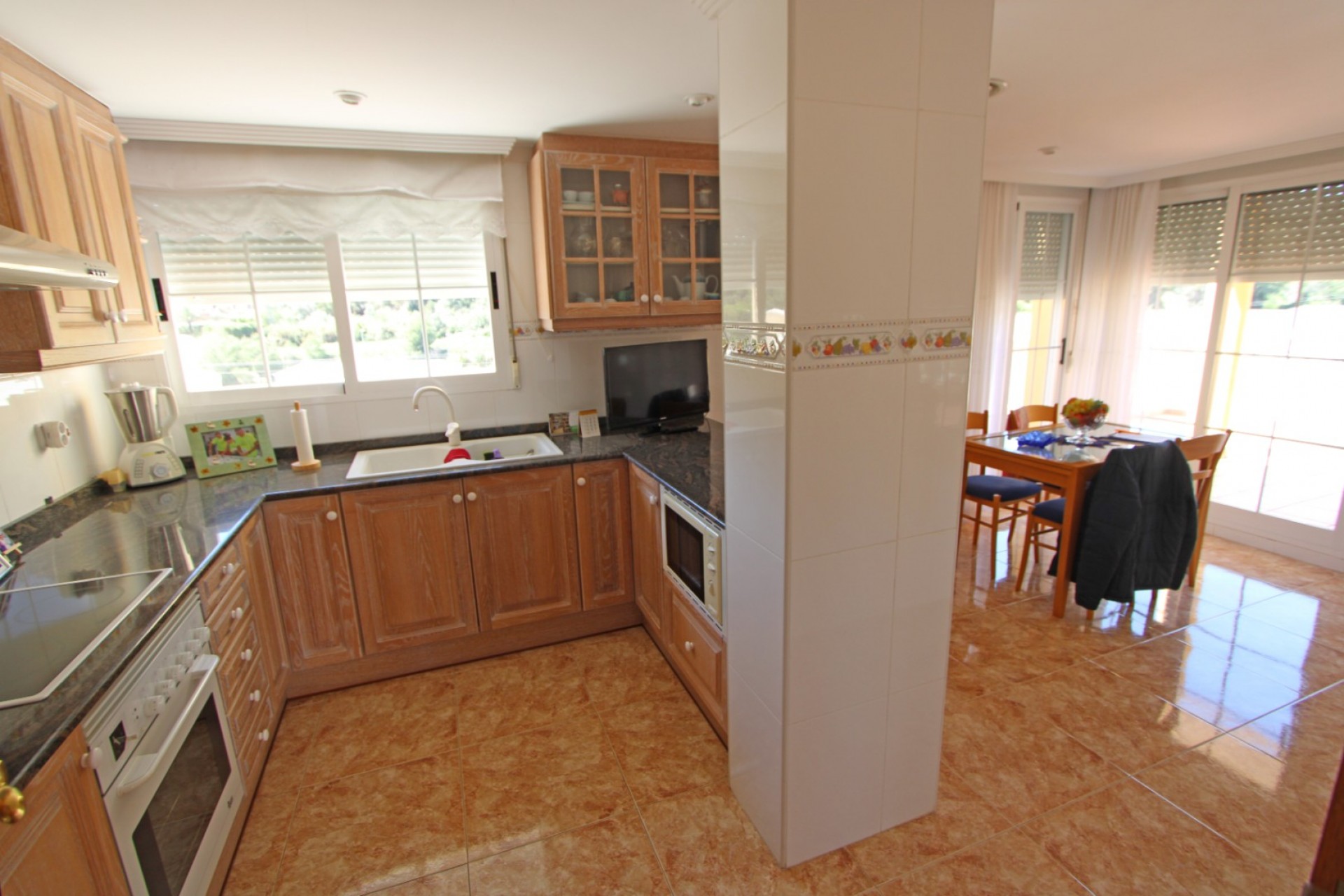A Vendre - Villa -
Orba