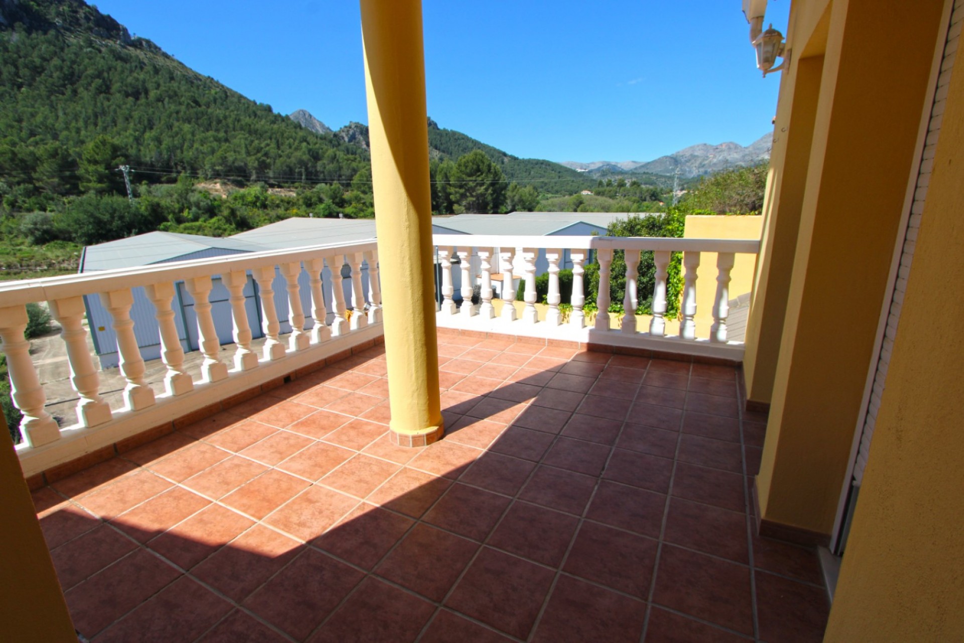 A Vendre - Villa -
Orba