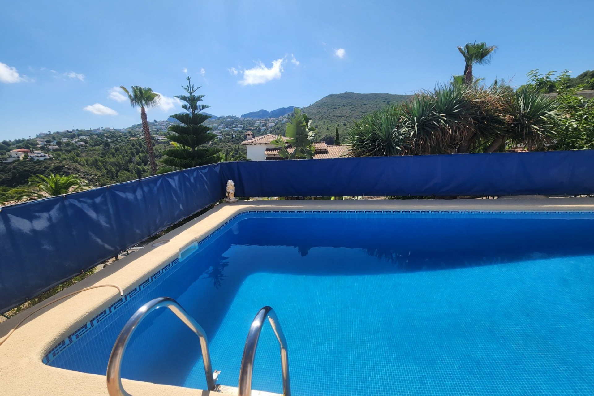 A Vendre - Villa -
Pego