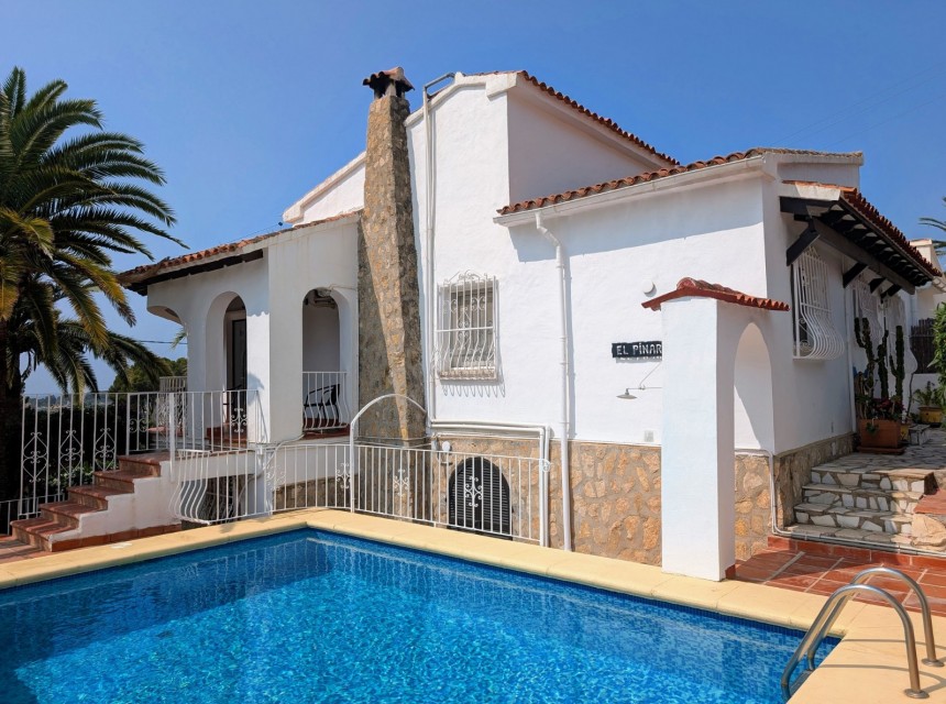 A Vendre - Villa semi-détachée -
Moraira - La Sabatera