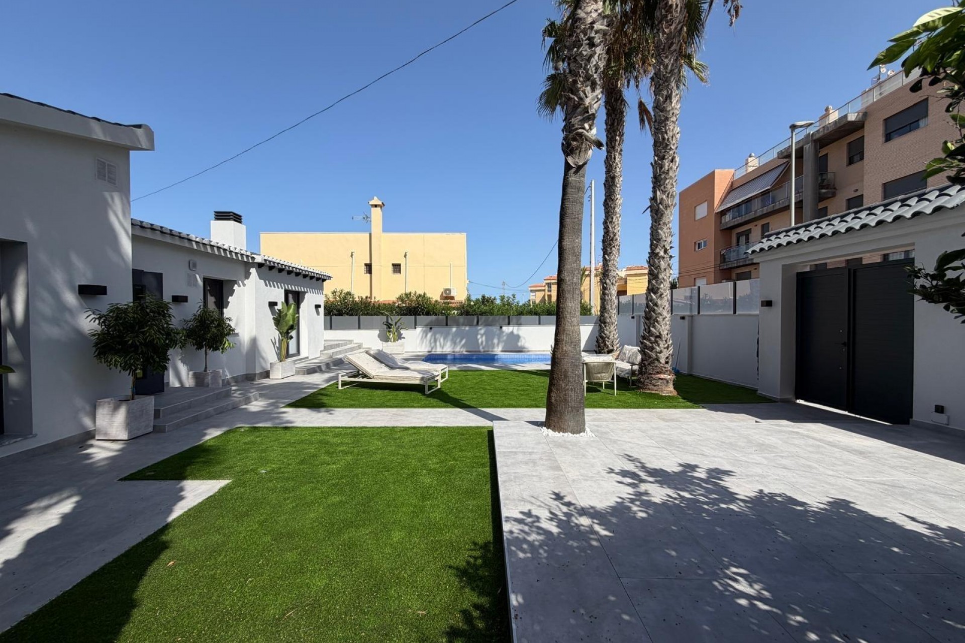 A Vendre - Villa -
Torrevieja - Punta Prima
