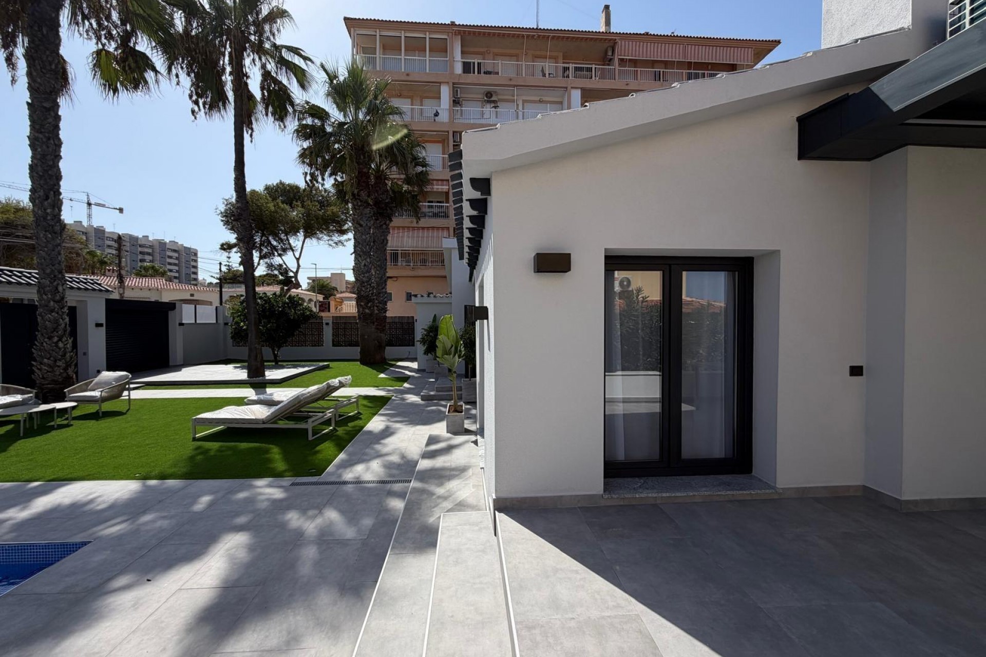 A Vendre - Villa -
Torrevieja - Punta Prima