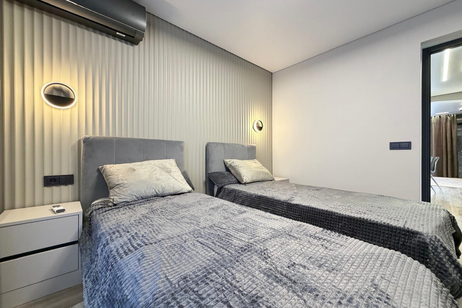 A Vendre - Villa -
Torrevieja - Punta Prima