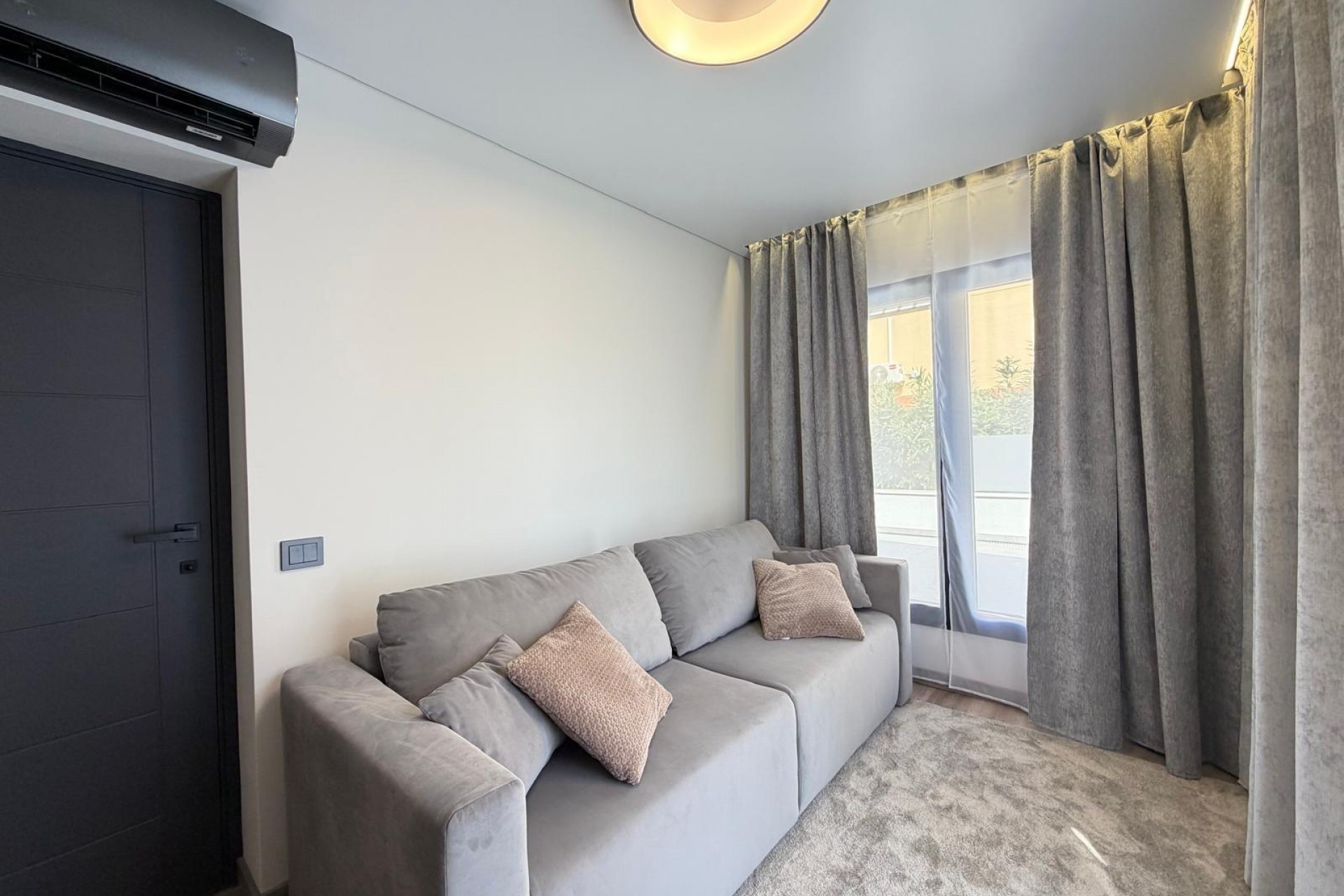 A Vendre - Villa -
Torrevieja - Punta Prima