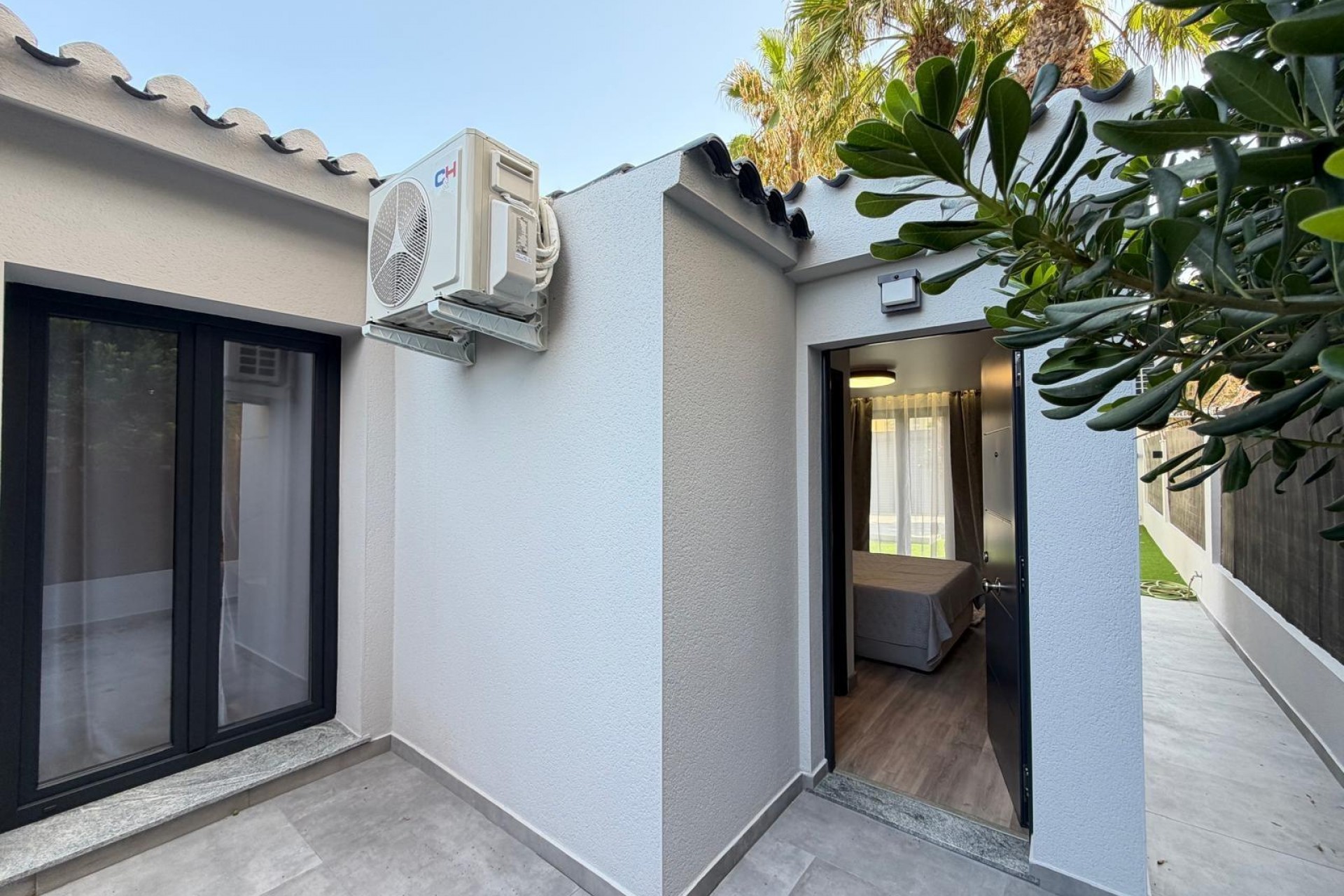 A Vendre - Villa -
Torrevieja - Punta Prima