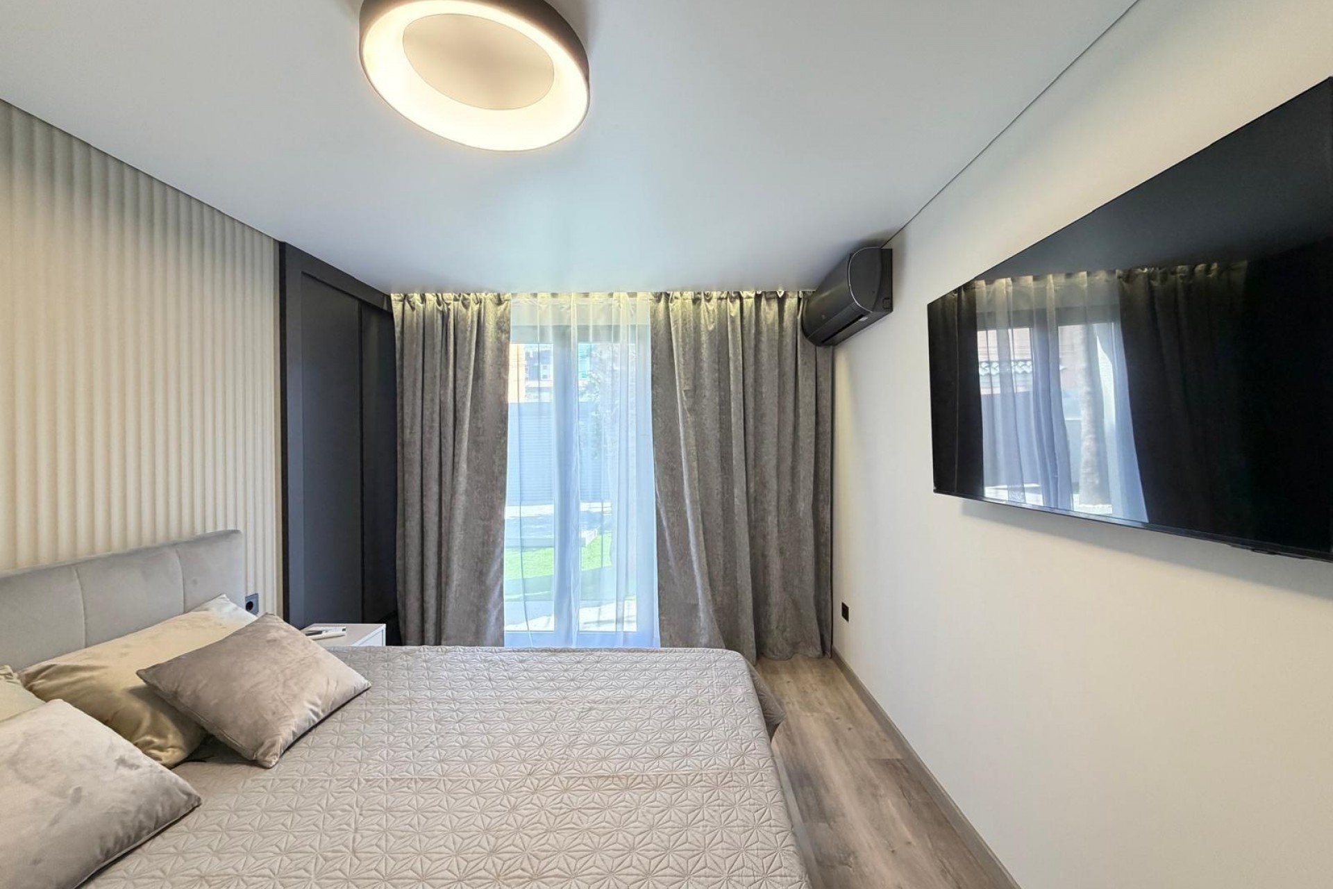 A Vendre - Villa -
Torrevieja - Punta Prima