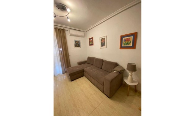 Apartamento - A Vendre - Torrevieja -
                Habaneras