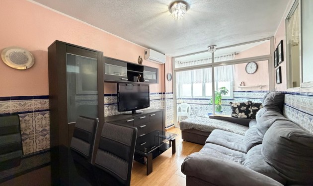 Apartamento - A Vendre - Torrevieja - Playa del cura