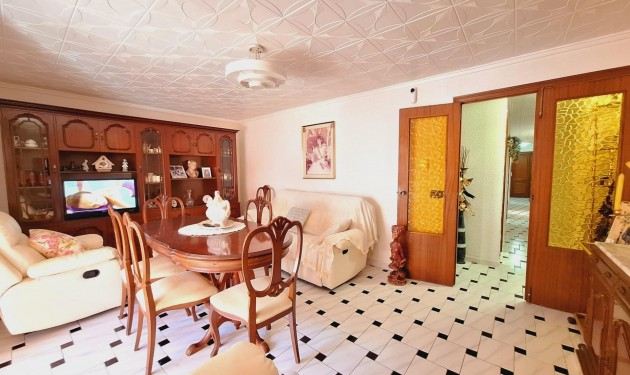 Apartamento - Te koop - Torrevieja - Acequion