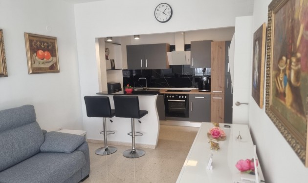 Apartamento - Te koop - Torrevieja - Playa de los locos
