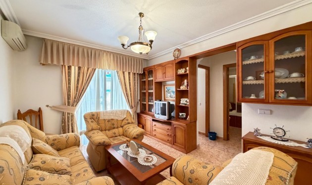 Apartamento - Te koop - Torrevieja - Playa del cura