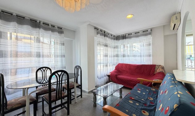 Apartamento - Te koop - Torrevieja - Playa del cura