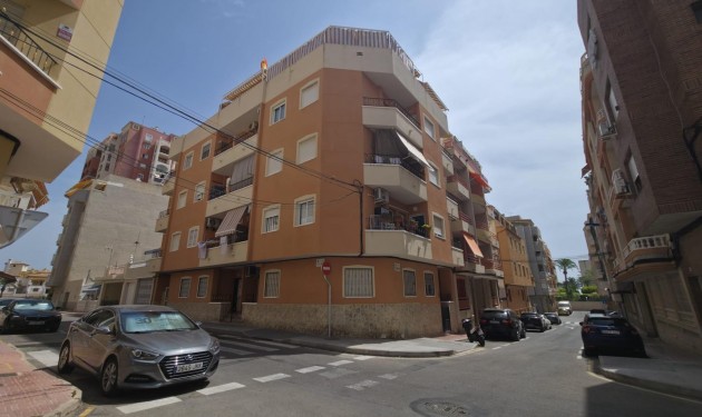Apartamento - Zu verkaufen - Torrevieja - Playa de los locos