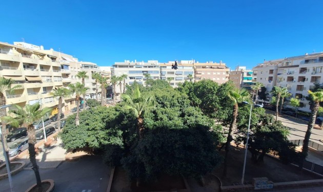 Apartamento - Zu verkaufen - Torrevieja - Playa del cura