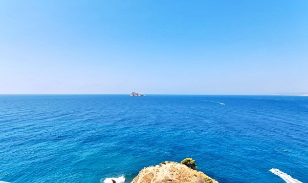 Apartment - Sale - Benidorm - 1ª Linea