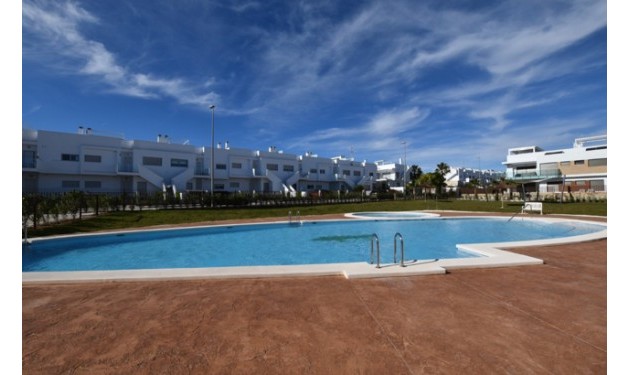 Apartment - Sale - Orihuela Costa - Vistabella Golf