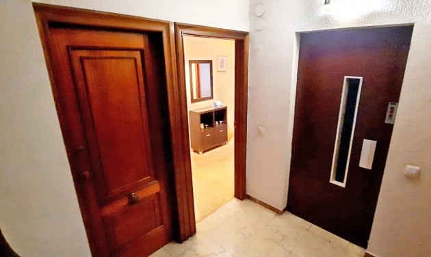 Appartement - Te koop - Denia - Casco Urbano