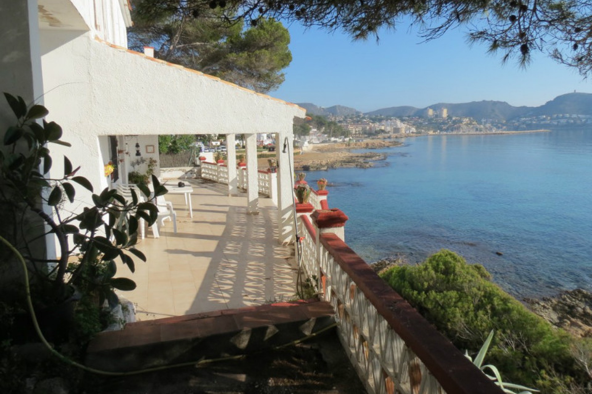 Frontline villas for sale in Moraira